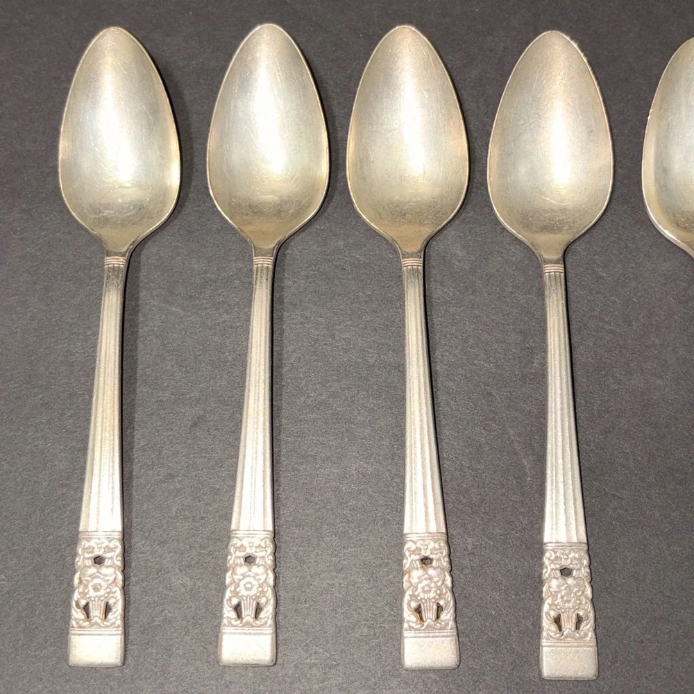 Oneida Community Coronation 1936 Set of 5 Teaspoon 6